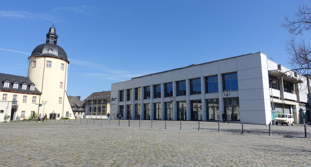 Lecture hall center in Siegen: The largest lecture hall here offers space for 599 people